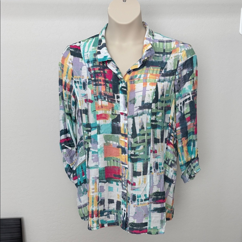 Ali Miles Colorful Abstract Print Blouse with fold sleeve & side slit pockets L
